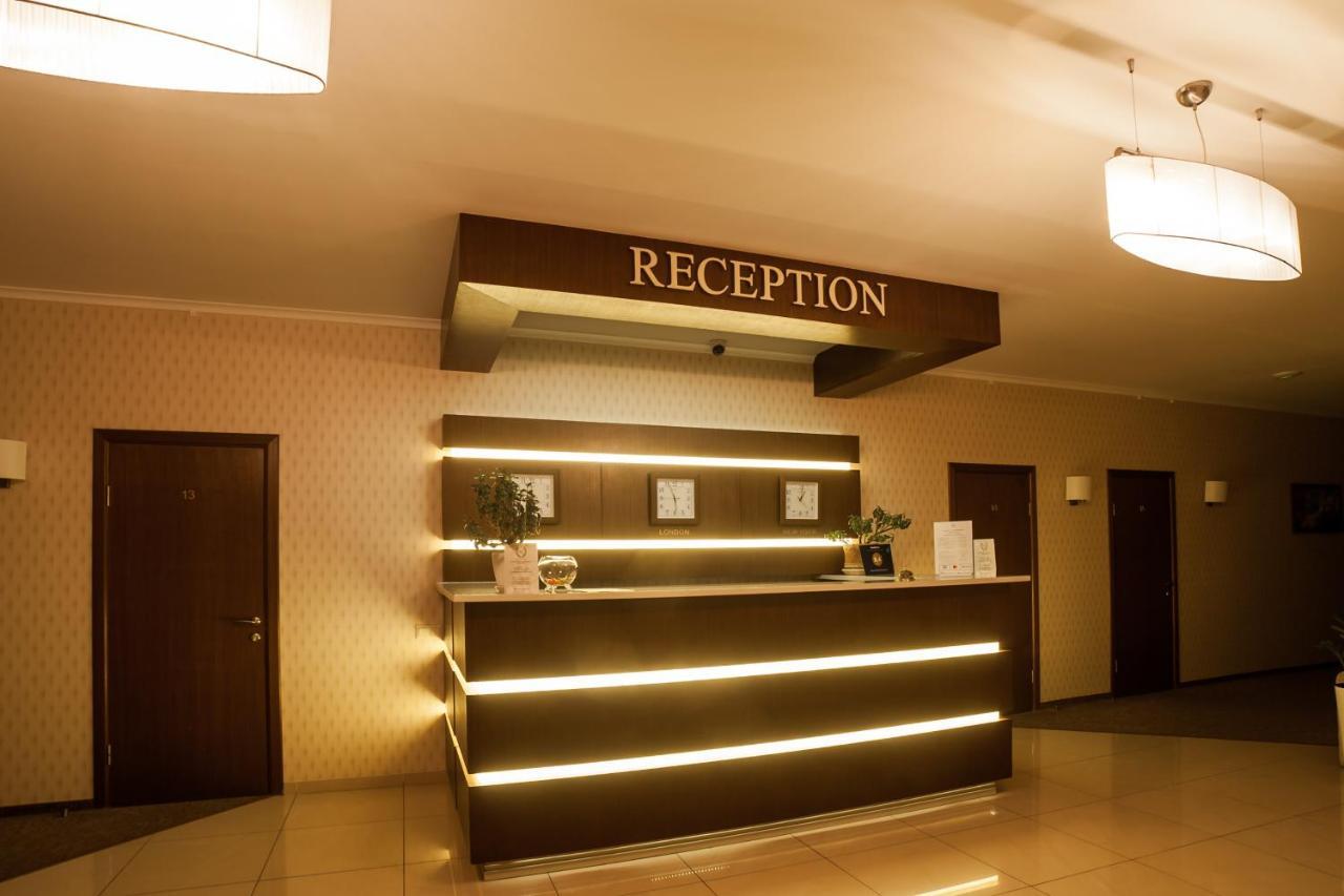 Maria Garden Hotel & Restaurant Ivano-Frankivsk Exterior photo